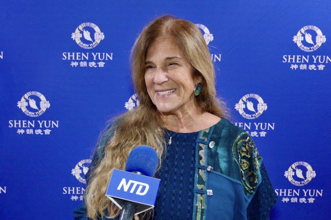 Karen Rudolf enjoyed Shen Yun Performing Arts at the Kravis Center for the Performing Art in West Palm Beach, Fla., on Feb. 3, 2026. (NTD)