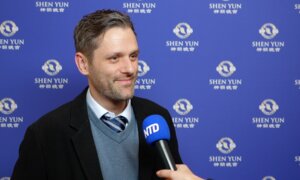 Theatergoers in Bournemouth Resonate With Spirituality Portrayed in Shen Yun