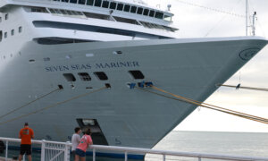 CDC Reports Gastrointestinal Outbreak on Luxury Cruise Ship