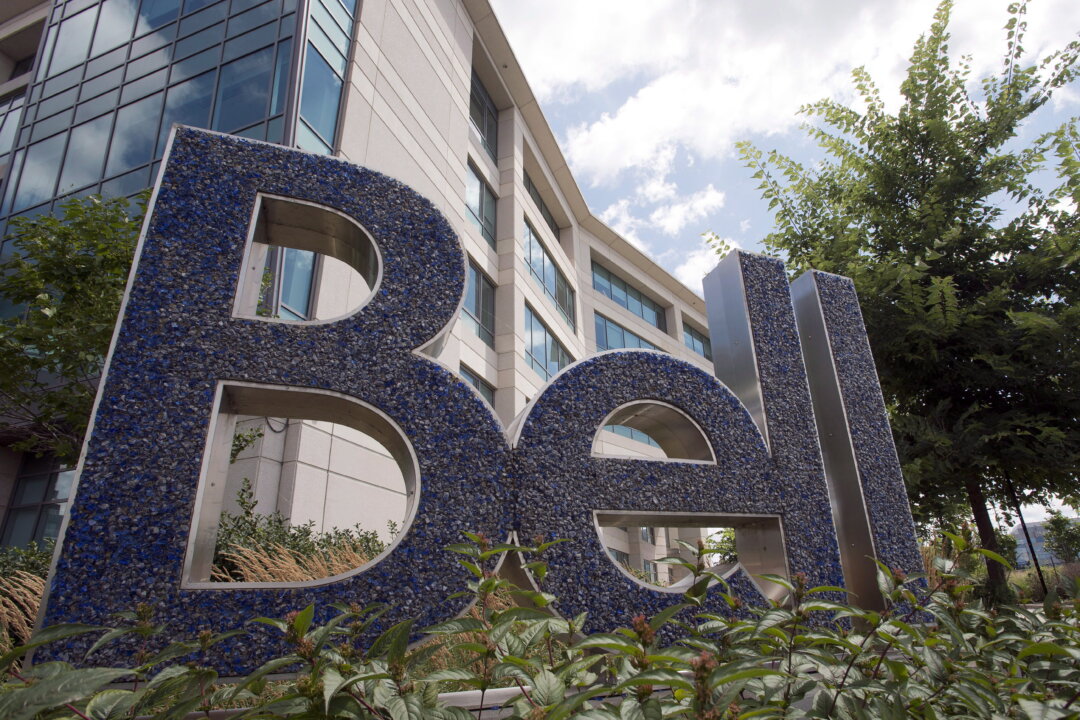 Bell Media Lays Off 20 Union Members, Including 11 Journalists: Unifor