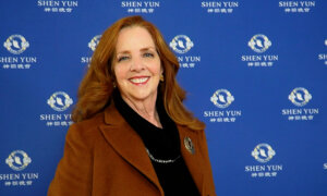 Dance Instructor Lauds Shen Yun for Skill, Beauty and Storytelling