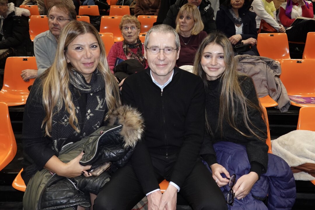 Jean-Paul and Fanny Behr, along with their daughter Émilie, attend Shen Yun at the Zénith in Strasbourg, France on Feb. 2, 2026. (Fan Yi/The Epoch Times)