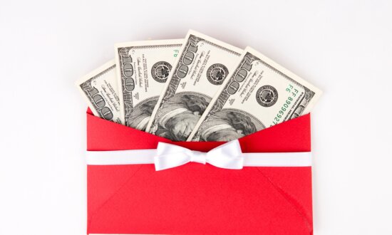 What You Need to Know Before Making Financial Gifts