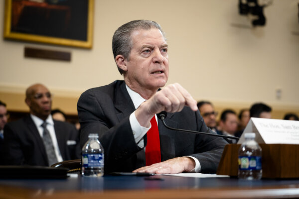 Beijing Waging ‘War on God’ in Persecuting Faith, Congress Hears