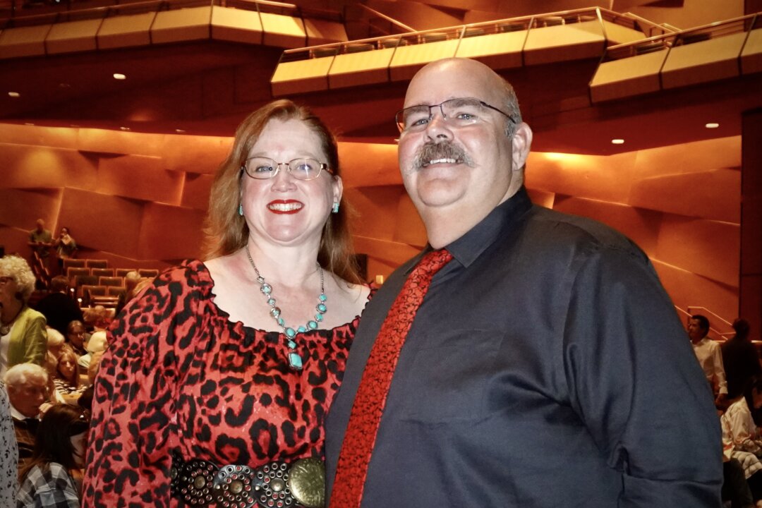 Darla and Joe Guinn enjoyed Shen Yun Performing Arts on Feb. 4, 2026. (Patricia Li/The Epoch Times)