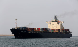 Trump Orders 25 Percent Tariffs on Nations Trading With Iran