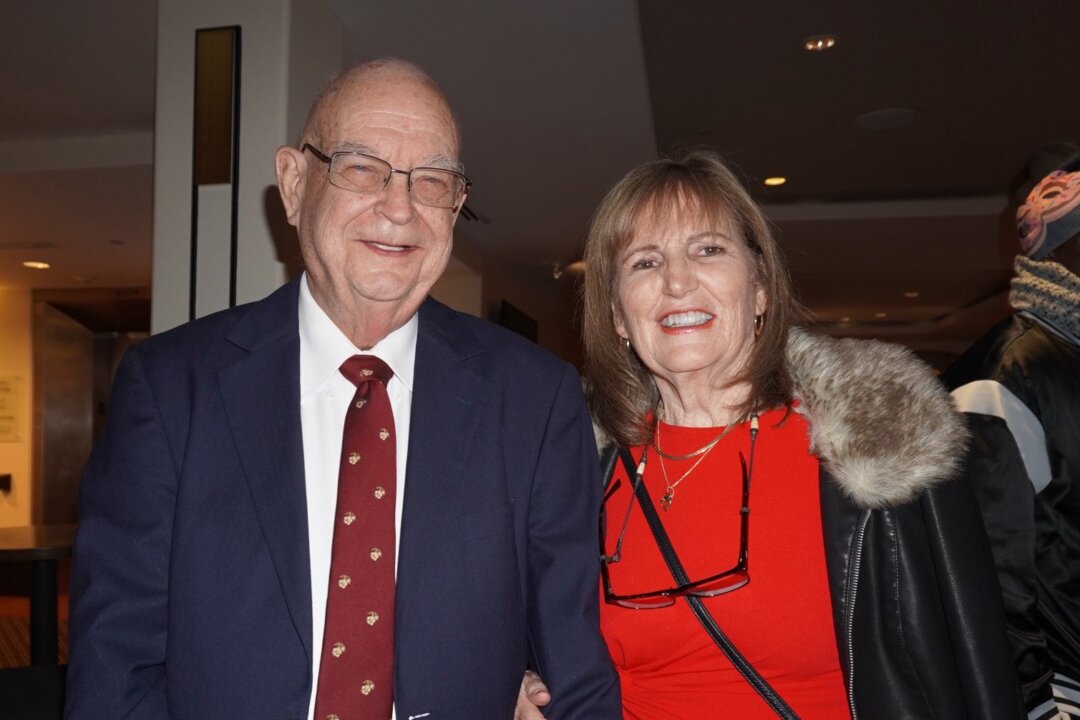 Bob Swick and Beth Waybrant enjoyed Shen Yun's evening performance at the Duke Energy Center for the Arts on Feb. 6, 2026. (Sally Sun/The Epoch Times) 