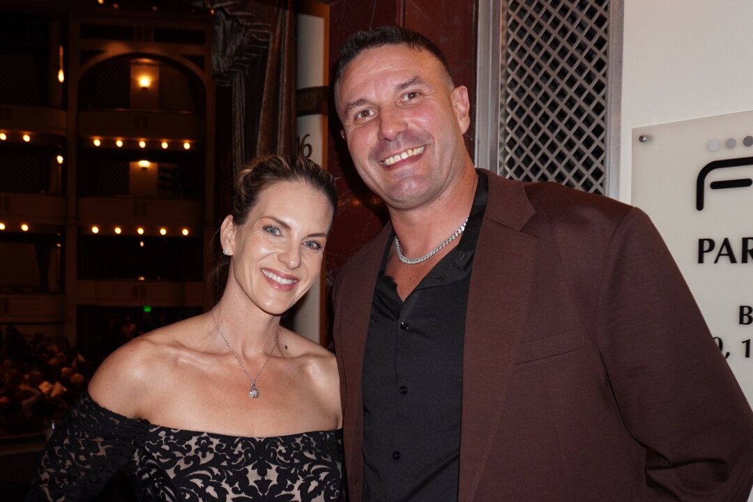 Lisa and Josh Holcombe enjoyed Shen Yun's evening performance at the Duke Energy Center for the Arts on Feb. 7, 2026. (Lily Yu/The Epoch Times)