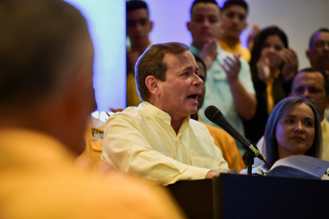 Cover image for Venezuelan Opposition Members, Including Juan Pablo Guanipa, Released From Prison