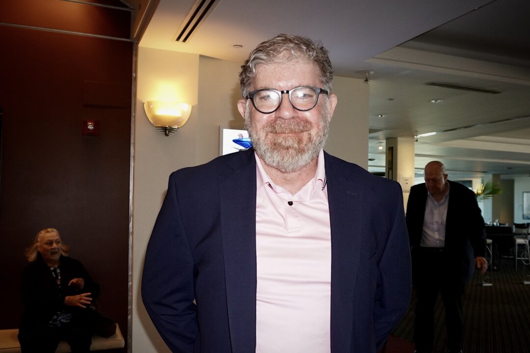 Dr. Andrew Rutherford enjoyed Shen Yun at the Duke Energy Center for the Arts on Feb. 8, 2026. (Sally Sun/The Epoch Times)