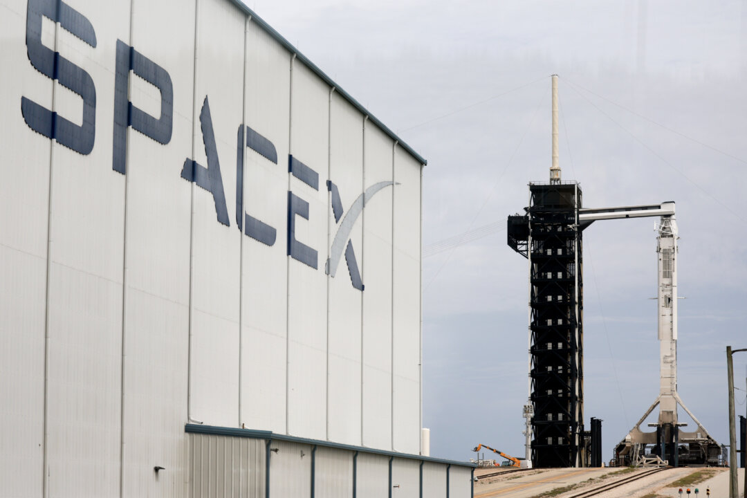 Lawmakers Seek Pentagon Probe of SpaceX Over Potential China-Linked Investment