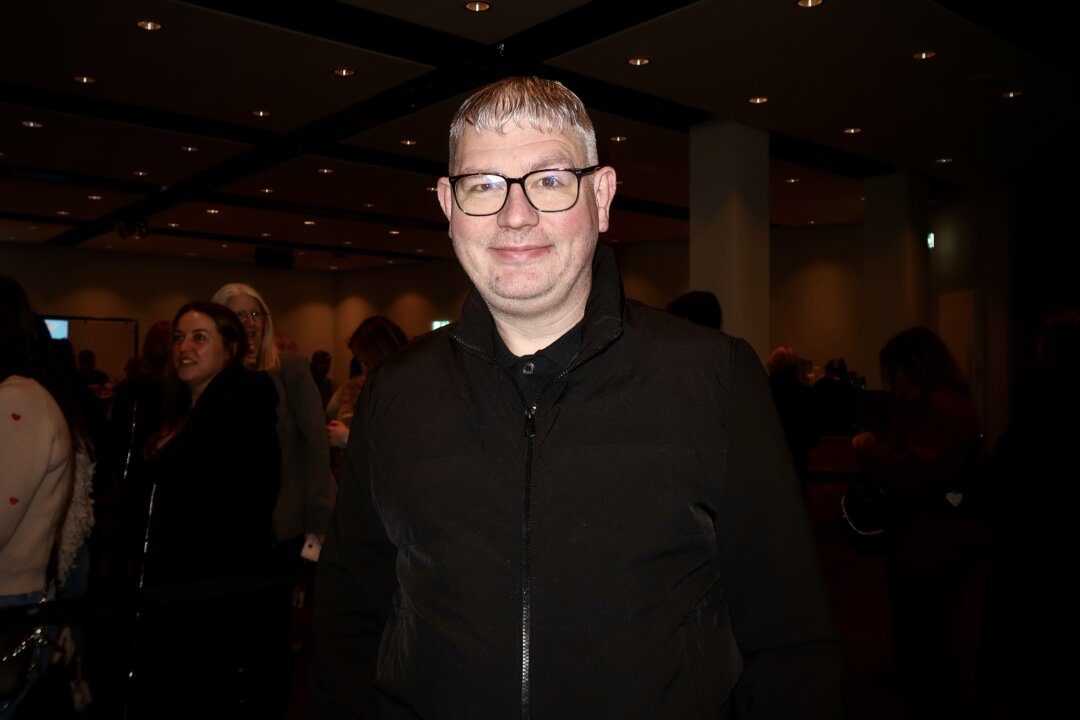 Steve Mullen attends Shen Yun Performing Arts at the SEC Armadillo in Glasgow on Feb. 8 2026. (Jenna Zhan/The Epoch Times)