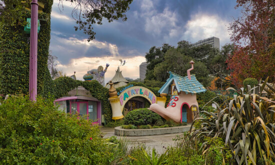 This California Theme Park Inspired Disneyland, Bob Baker Marionettes—and Tickets Are $19