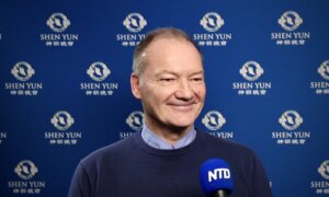 Shen Yun ‘Takes You to a Different Dimension,’ Says Retired Bank Executive