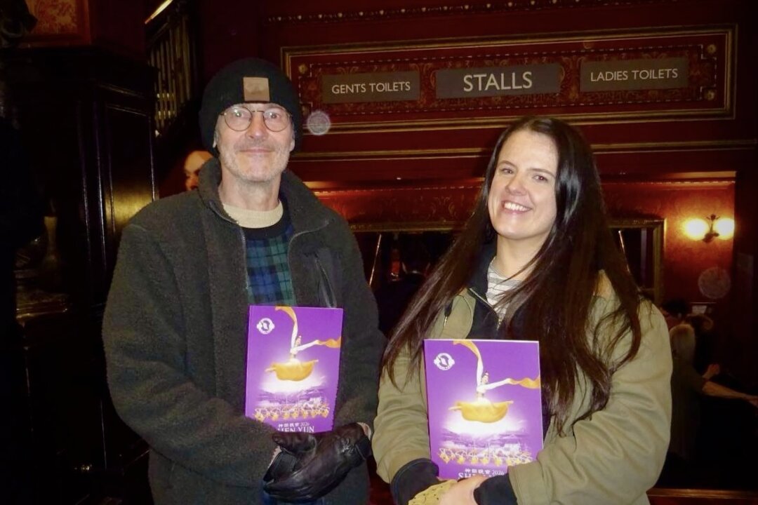 James and Jade Taggart attend a Shen Yun matinee at the Edinburgh Playhouse on Feb. 11, 2026. (Eddie Aitken/The Epoch Times)
