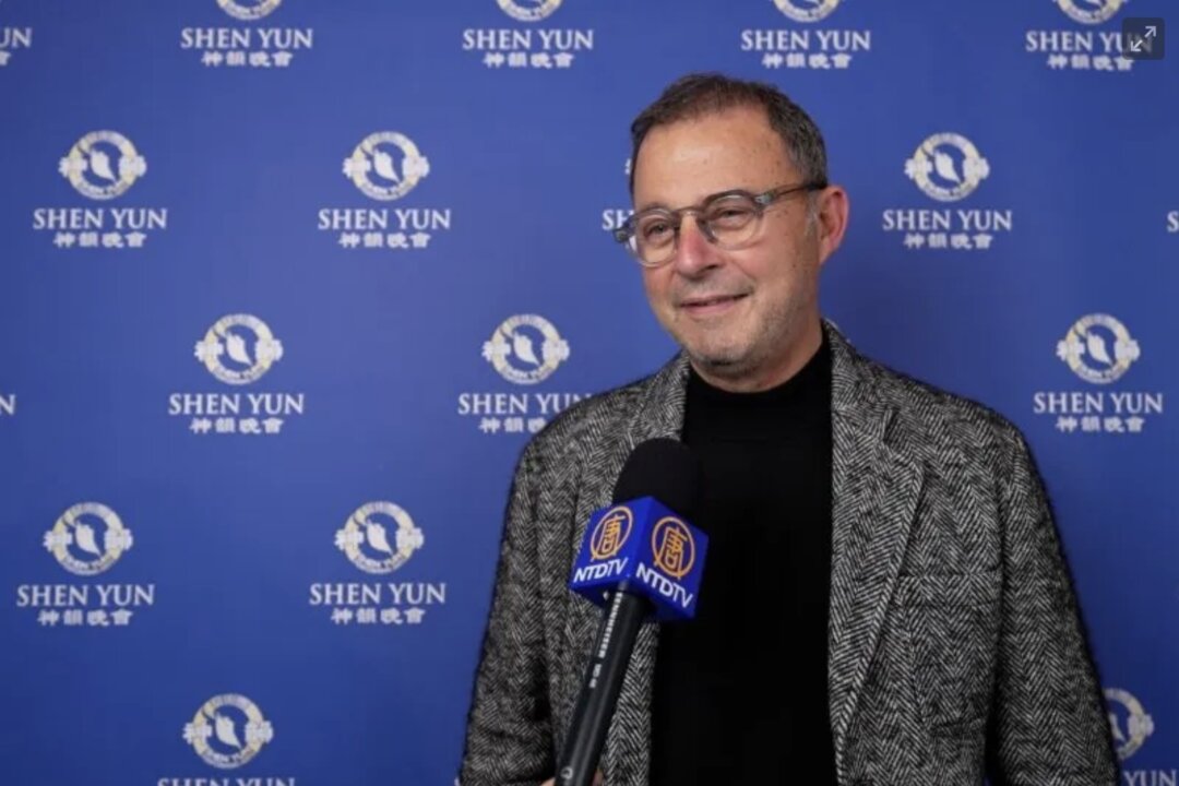 Serge Step attends Shen Yun in Dijon on Feb. 9, 2026. (NTD)