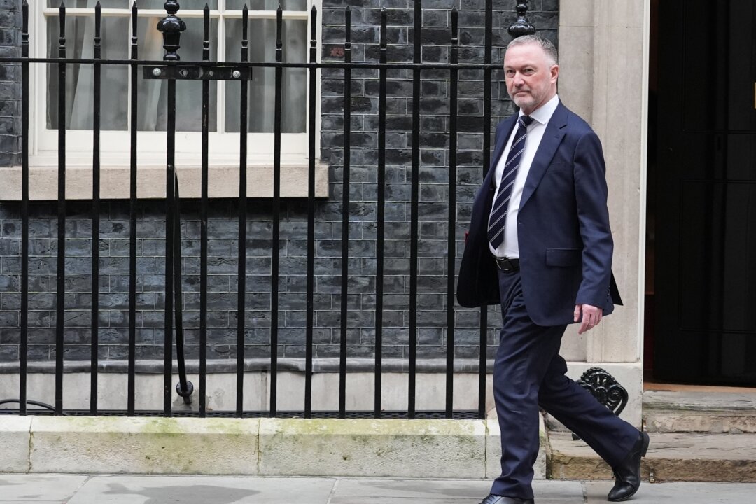 UK to Tighten Donation Rules to Counter Chinese, Russian Interference