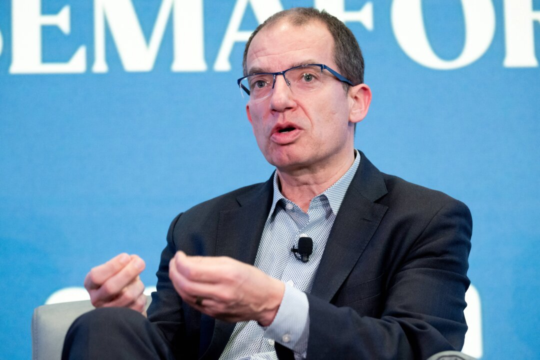 “FDA Rejects Influenza Vaccine from Moderna, Prioritizes American Health”