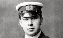 Radio Operator Sent Distress Calls Until Titanic’s Final Moments