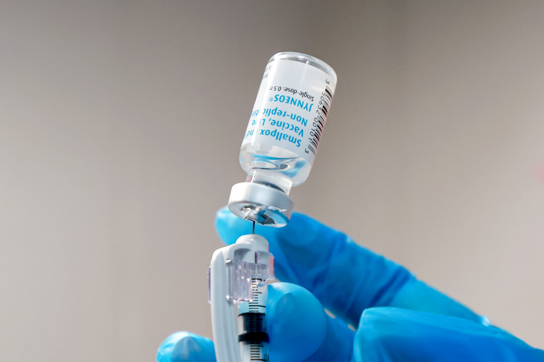 A registered nurse measures out a monkeypox vaccine shot at a vaccination site in Miami on Aug. 15, 2022. (Joe Raedle/Getty Images)