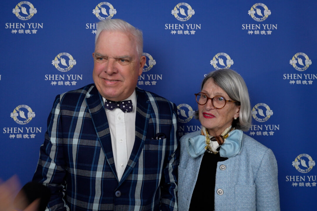 Frédérick Gersal and his wife Sabine attend Shen Yun Performing Arts at the Palais des Congrès in Tours, France, on Feb. 13, 2026. (NTD)