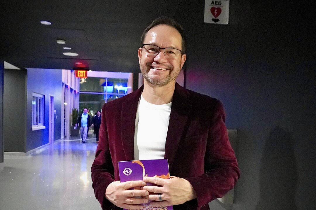 Jeff Thornbrugh enjoyed Shen Yun's evening show at the CFISD Visual and Performing Arts Center on Feb. 14, 2026. (Sherry Dong/The Epoch Times)