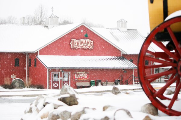 Simpler Life Remains the Draw of Ohio 'Low-Tech Superstore'