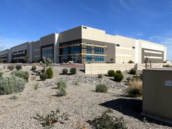 Locals Express Concern Over Proposed ICE Detention Center in Arizona