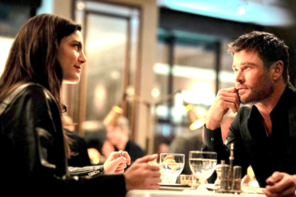 ‘Crime 101’: Proudly Derivative Heist Movie With Strong Performances