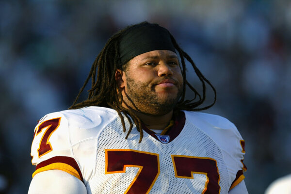 Former NFL Star Tre’ Johnson, 54, Dies Unexpectedly During Family Trip