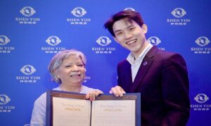 Shen Yun ‘Is a Must-See,’ Says Texas District Director