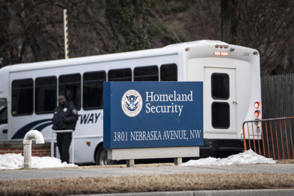 Appeals Court Overturns Ruling on Refugee Admissions Suspension 