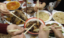 China’s Youth Spend New Year’s Eve With Strangers in New Trend