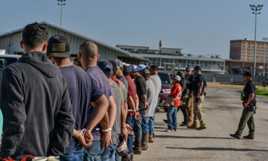 ICE Breaks Daily Arrest Record in South Texas