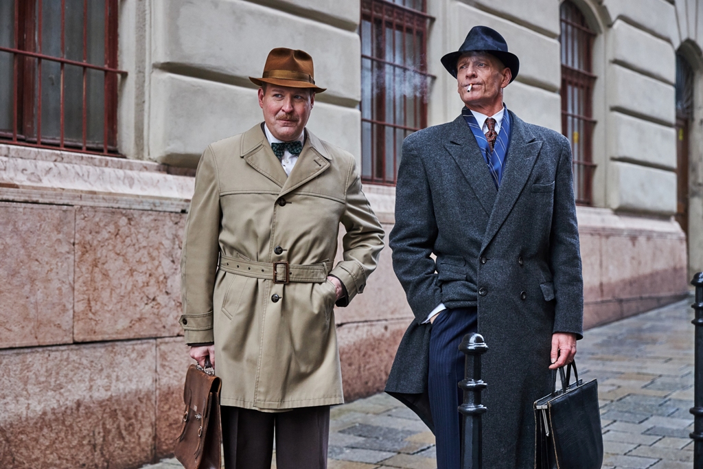 Gosta Engzell (Henrik Dorsin, L) and Svante Hellstedt (Jonas Malmsjo), in "The Swedish Connection." (Netflix)