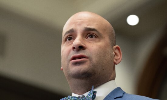 Tory MP Vows Daily Reminders on Confidential Police Deal With China Until Ottawa Discloses Details