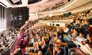 Traditional Chinese Culture Has Close Affinity With Heaven, Director Says After Seeing Shen Yun