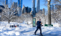 Warnings of Snowstorm, Extreme Heat Issued for Different Parts of US