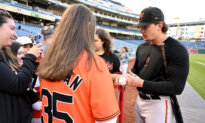 Orioles Catcher Rutschman Happy to Sign Autographs—and Get a Few Himself