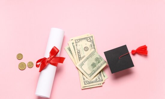 8 Strategies to Graduate College Debt-Free