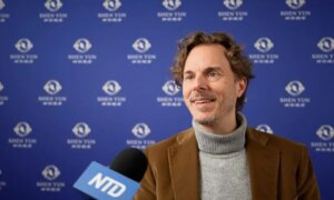 Shen Yun’s ‘Magical Dance and Music Really Moved Me’ Says a Cultural Advocate in Lausanne