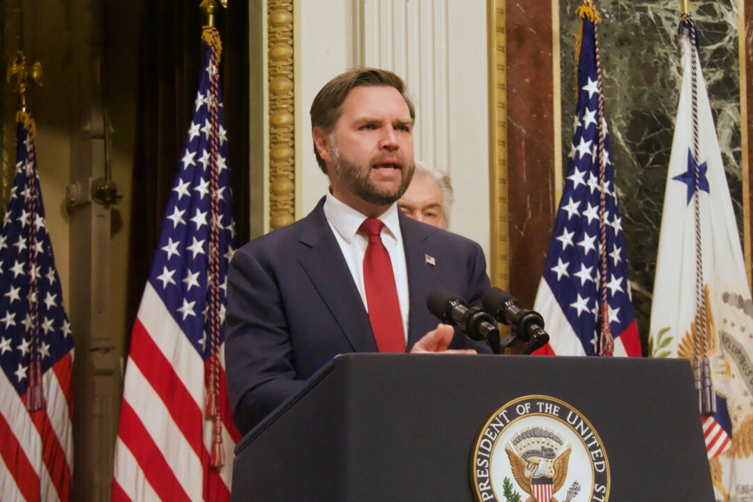 Vance Warns Wisconsin: Defend the American Dream at the Polls!