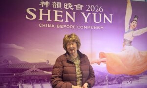‘Shen Yun Conveys Divinity and Hope,’ Says High Wycombe Theatergoer