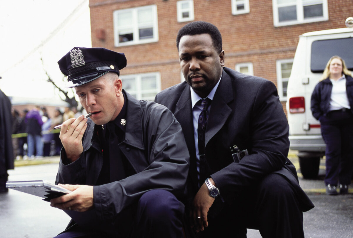 A publicity still for the TV series "The Wire" with actors Bobby J. Brown (L) and Wendell Pierce. (MoviesStillsDB)