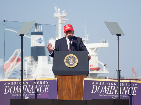 Trump Vows 'American Energy Dominance' in Texas Rally Ahead of Primary Elections