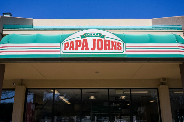 Opinion: The Quiet Collapse of the American Restaurant