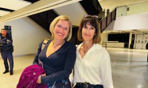Former Rhythmic Gymnast Praises Shen Yun Dancers, Emphasizes Importance of Tradition