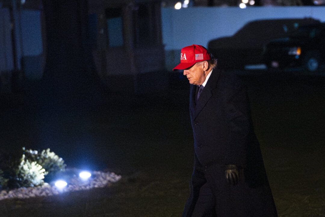 Trump Says Attacks on Iran Could Last 4 to 5 Weeks