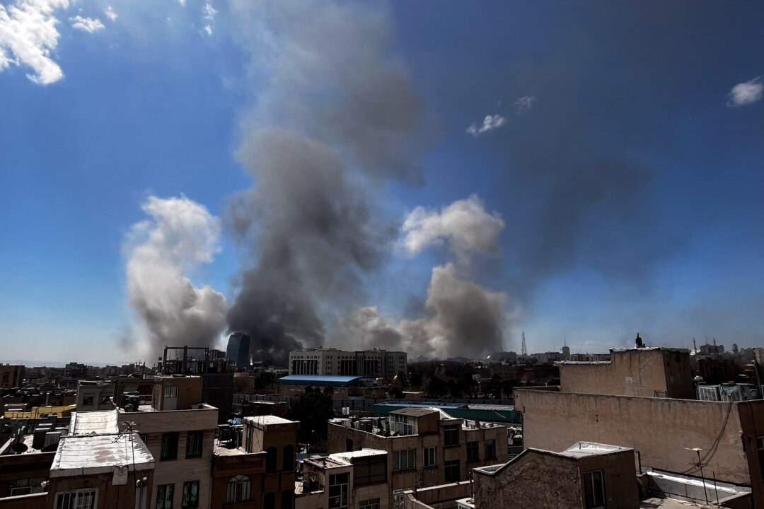 More US Troops Heading to Middle East, Gen. Caine Says Amid Widening Conflict