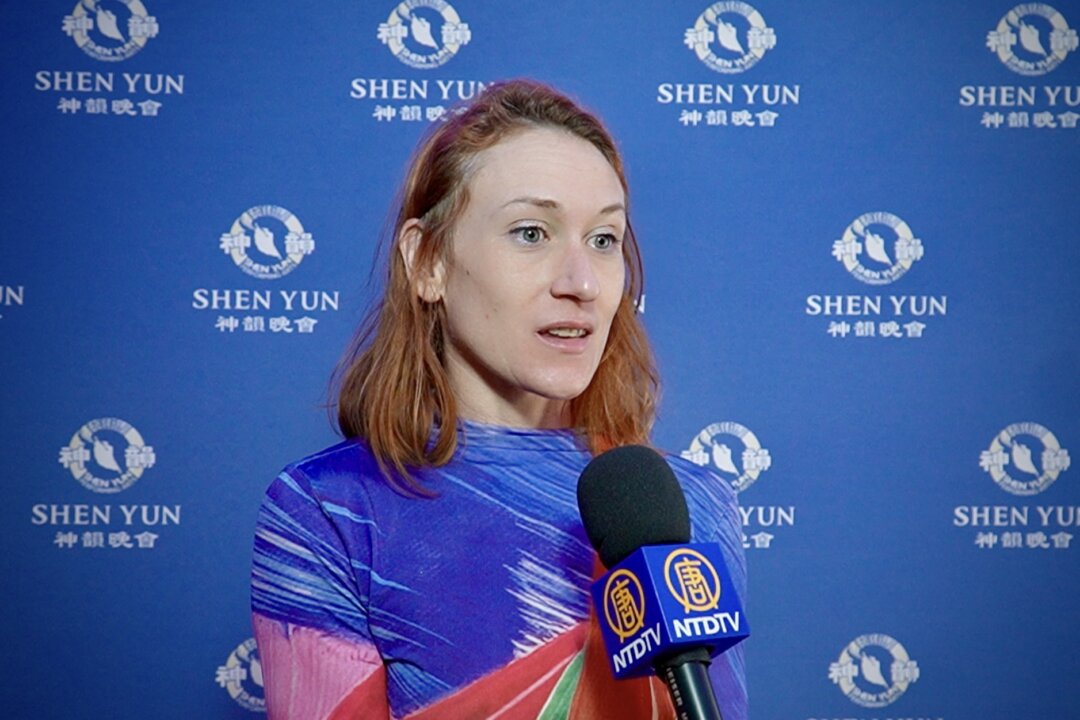 Emily Roberson at the Shen Yun Performing Arts performance at BJCC Concert Hall, in Birmingham, on March 1, 2026. (NTD)